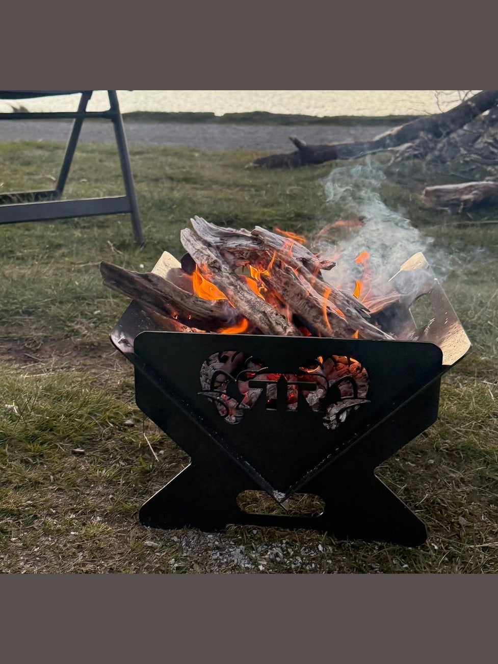 Rugged Ram Fire Pit and Grill Bundle